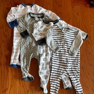 Cloud island footies pajamas - 4 pieces